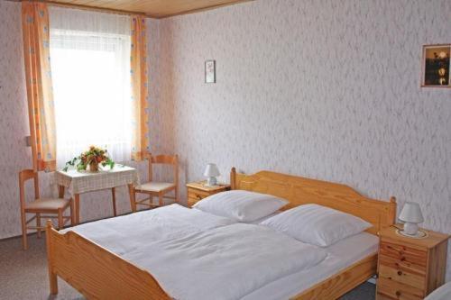 Gasthof Zur Krone Burghaslach Szoba fotó